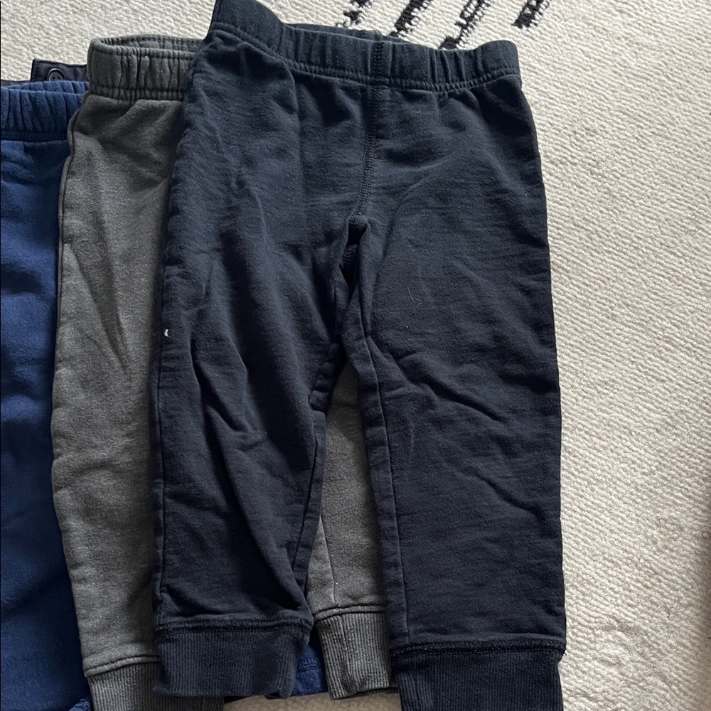 Bundle of 2T boys bottoms - Picture 3 of 7